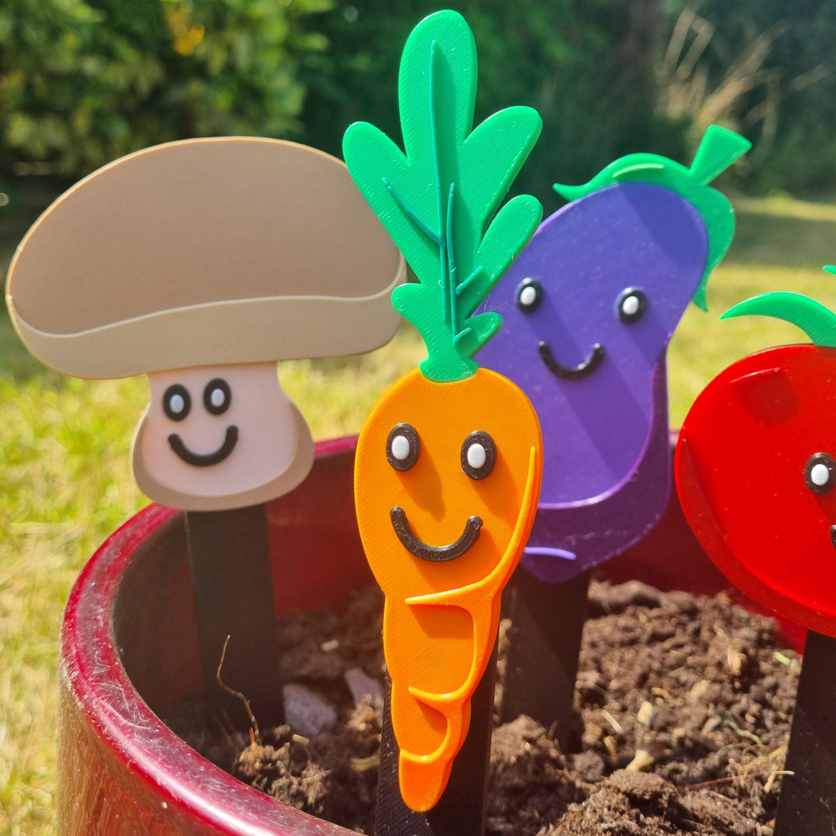 3D Printed Smiley Face Plant Markers – Choose 4 PLA Designs – product image 8