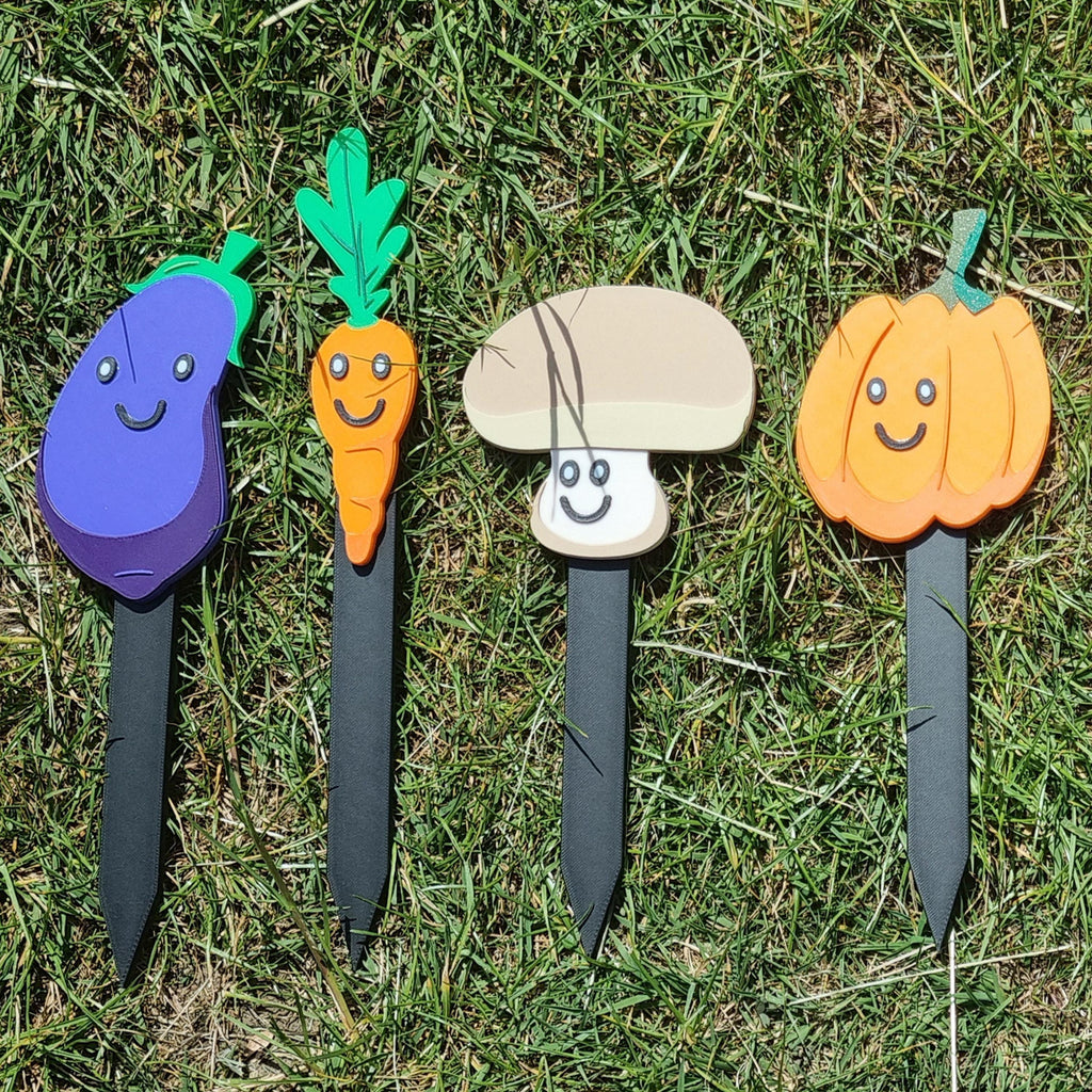 3D Printed Smiley Face Plant Markers – Choose 4 PLA Designs – product image 4