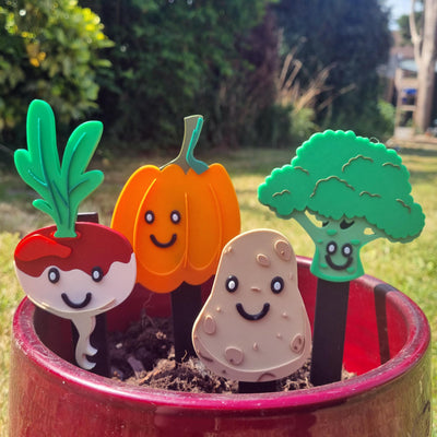 3D Printed Smiley Face Plant Markers – Choose 4 PLA Designs